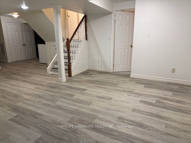 36 Ostick Street Bsmnt, Aurora, ON L4G 7K5 2