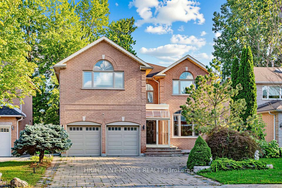 Detached at 25 Pathlane Road, Richmond Hill, ON L4B 4A6