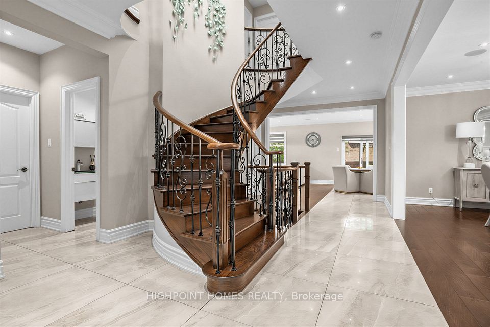 25 Pathlane Road, Richmond Hill, ON L4B 4A6 10