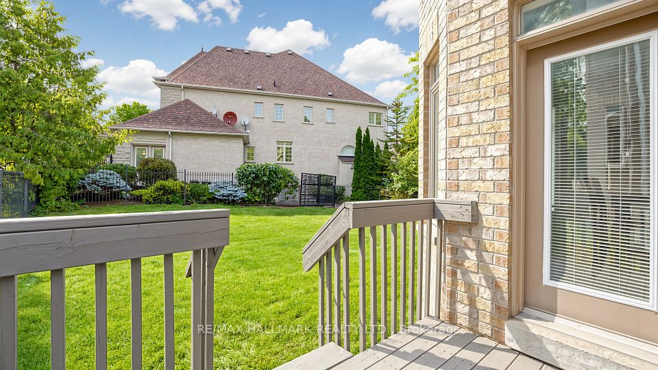 368 Paradelle Drive, Richmond Hill, ON L4E 4R7 25