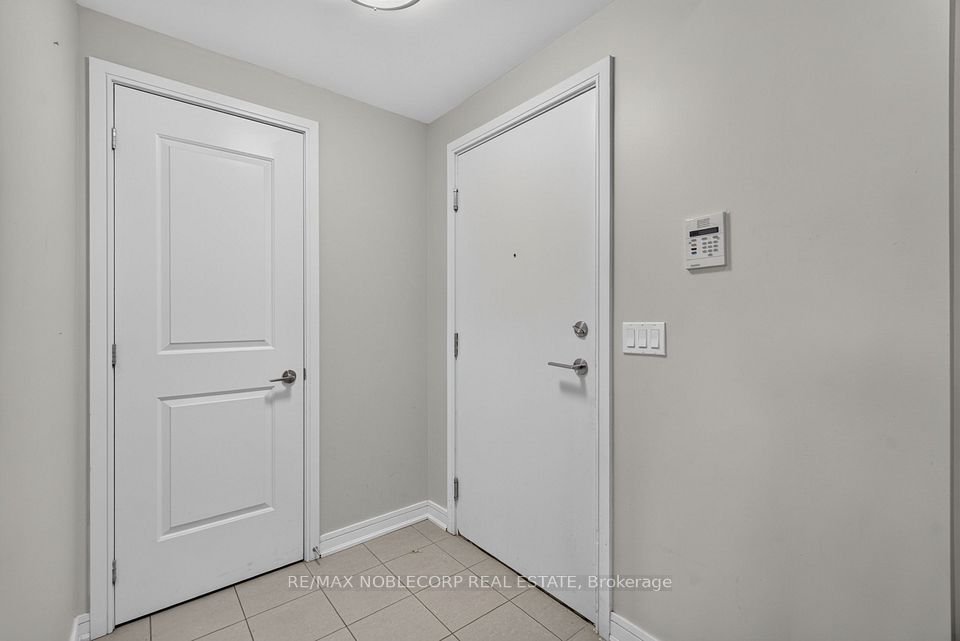 9191 Yonge Street 206SW, Richmond Hill, ON L4C 1E2 6