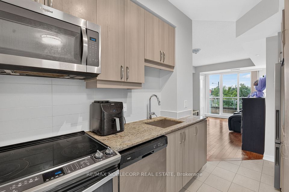 9191 Yonge Street 206SW, Richmond Hill, ON L4C 1E2 11