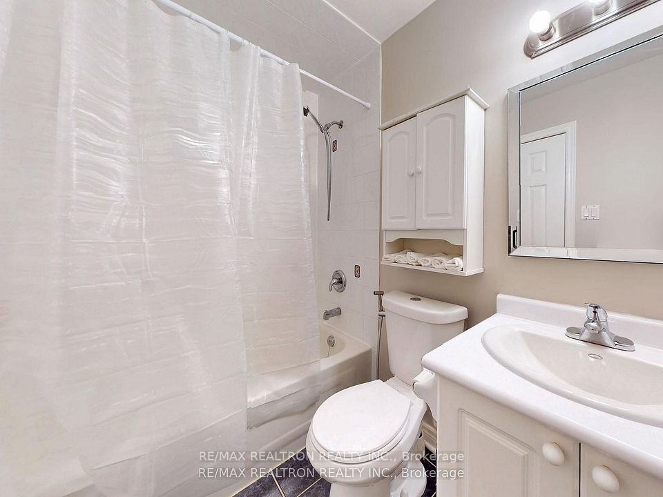 224 Yorkland Street, Richmond Hill, ON L4S 1A2 20