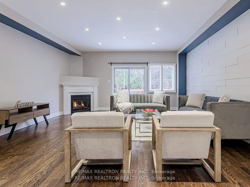 224 Yorkland Street, Richmond Hill, ON L4S 1A2 9