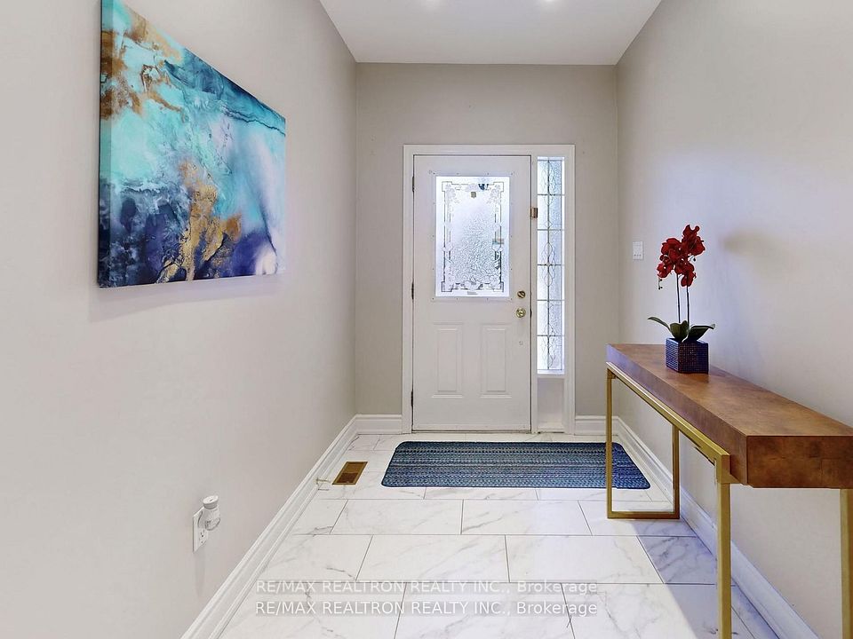 224 Yorkland Street, Richmond Hill, ON L4S 1A2 3