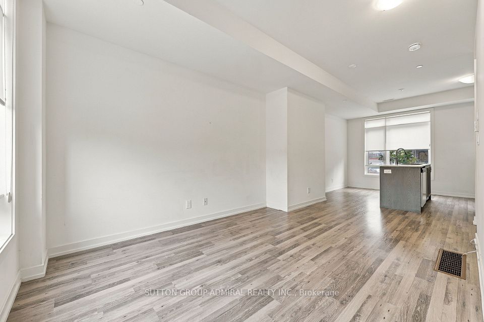 370 Red Maple Road 35, Richmond Hill, ON L4C 5T4 18