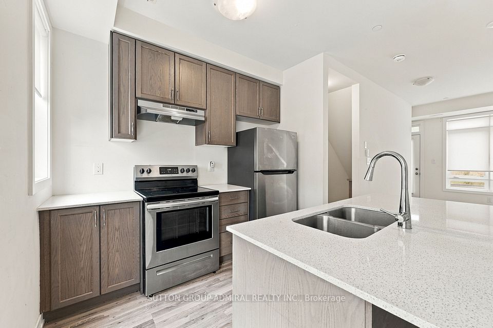 370 Red Maple Road 35, Richmond Hill, ON L4C 5T4 11