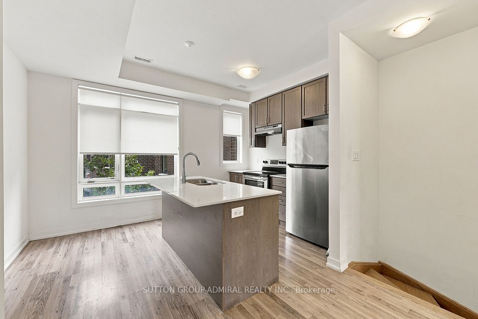 370 Red Maple Road 35, Richmond Hill, ON L4C 5T4 13