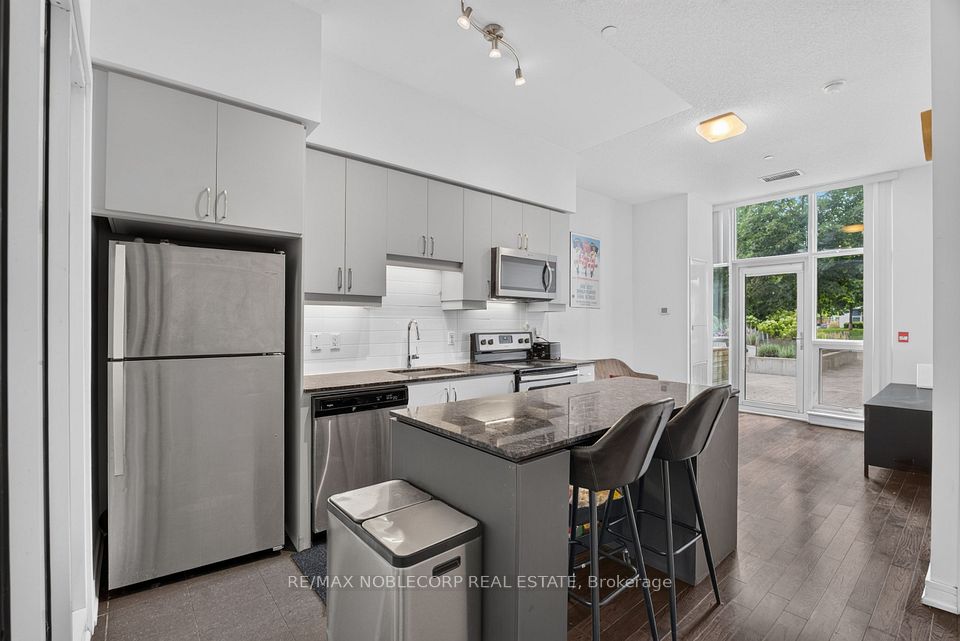9199 Yonge Street N 102SE, Richmond Hill, ON L4C 1H7 10