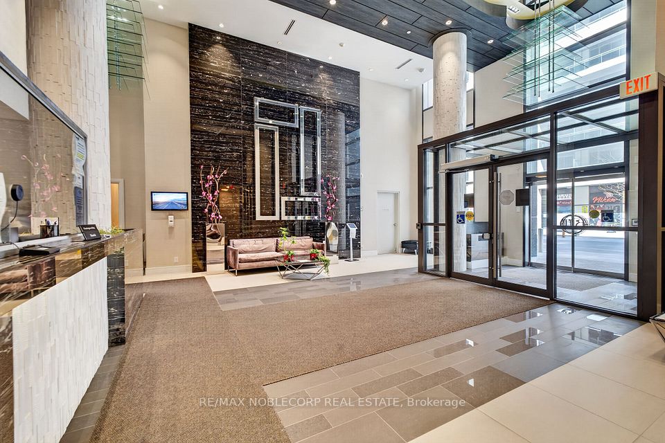 9199 Yonge Street N 102SE, Richmond Hill, ON L4C 1H7 4