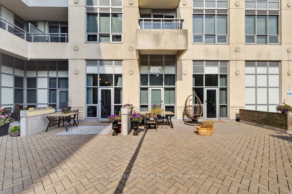 9199 Yonge Street N 102SE, Richmond Hill, ON L4C 1H7 25