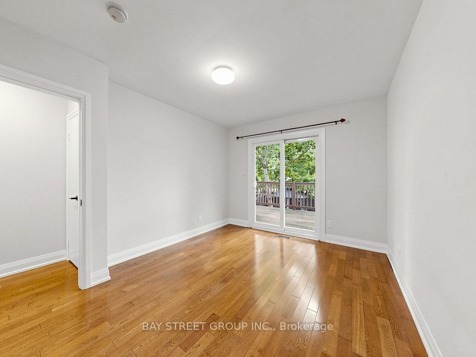 6 Albert Street, Markham, ON L3P 2T2 23