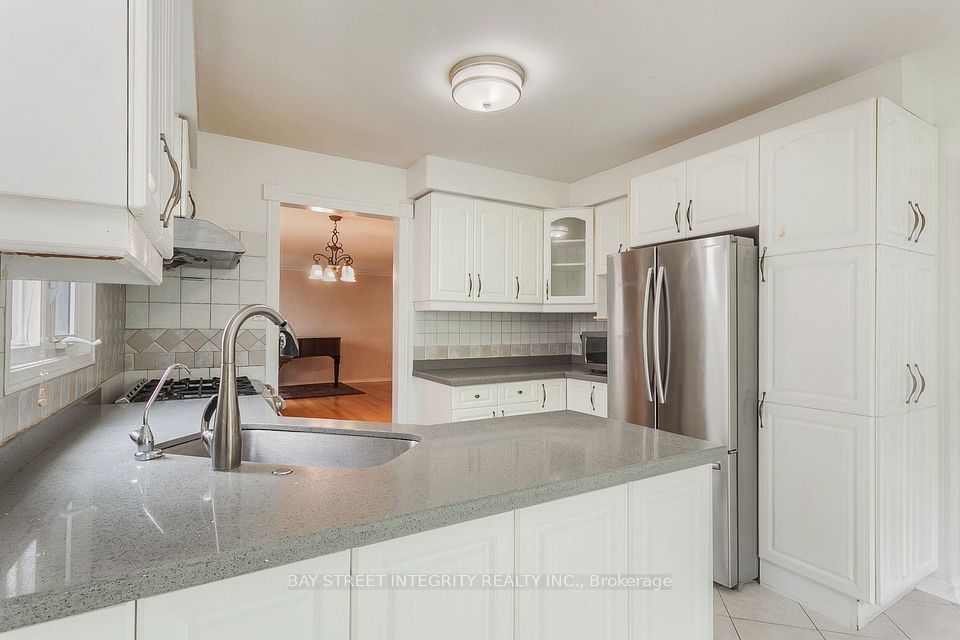 106 Beck Drive, Markham, ON L3P 5J9 9