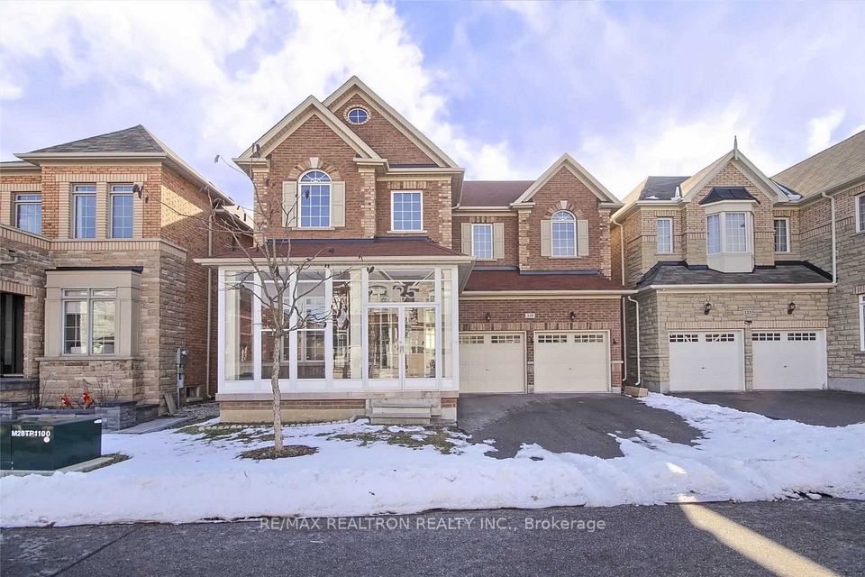 Detached at 125 Holst Avenue, Markham, ON L6C 0R6