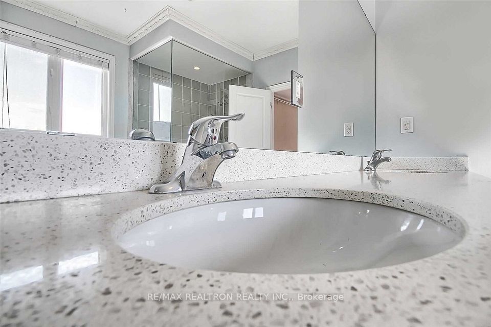 125 Holst Avenue, Markham, ON L6C 0R6 22