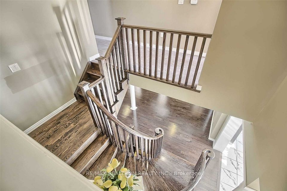 125 Holst Avenue, Markham, ON L6C 0R6 15