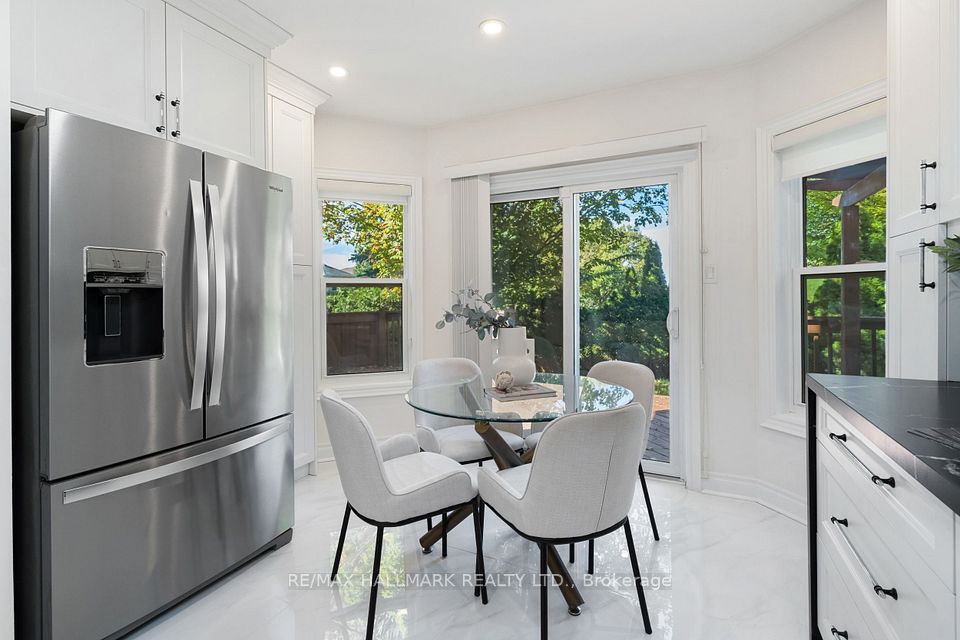 872 Hilton Boulevard, Newmarket, ON L3X 2H8 17