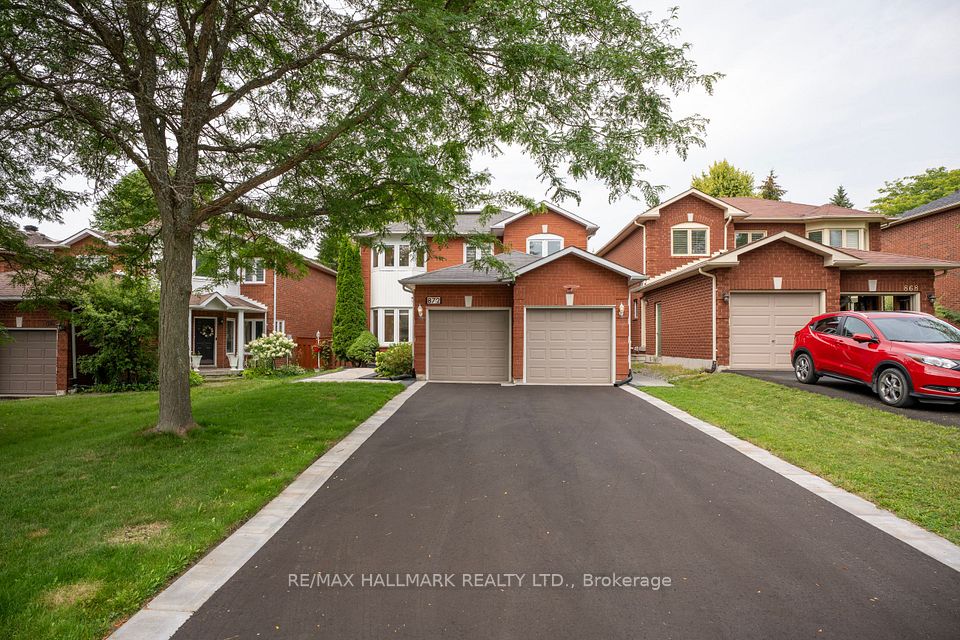 872 Hilton Boulevard, Newmarket, ON L3X 2H8 5