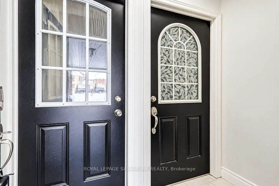 58 Billingsley Crescent Basement, Markham, ON L3S 4P1 2