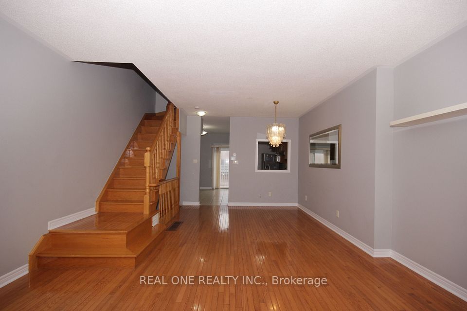 15 Azalea Gate Way, Markham, ON L3T 7T9 8