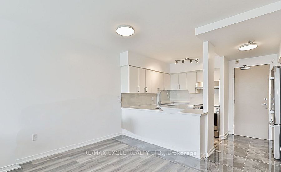 9 Chalmers Road 309, Richmond Hill, ON L4B 3N3 13