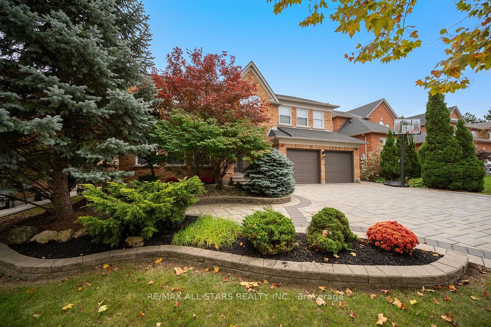 23 Charrington Crescent, Markham, ON L3R 0R3 3