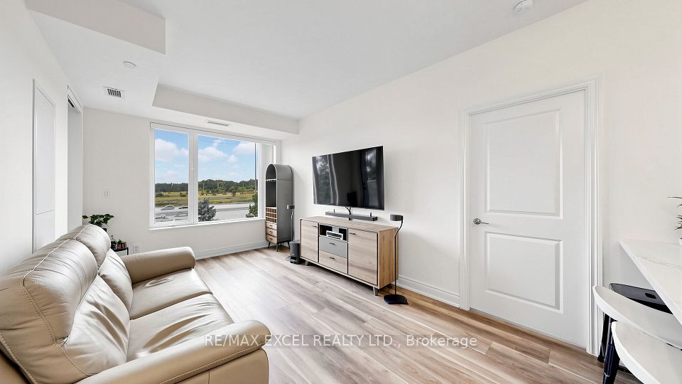 325 South Park Road 312, Markham, ON L3T 0B8 8