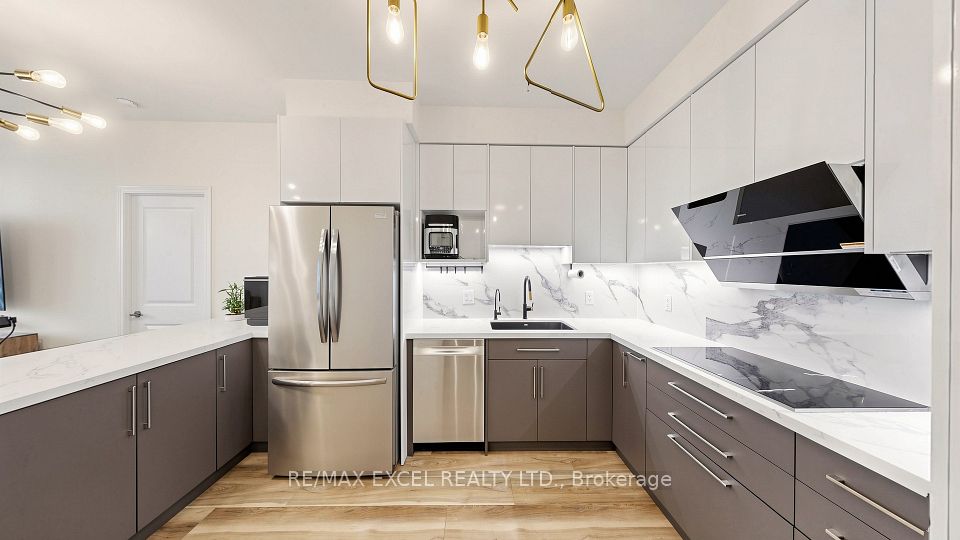 325 South Park Road 312, Markham, ON L3T 0B8 11