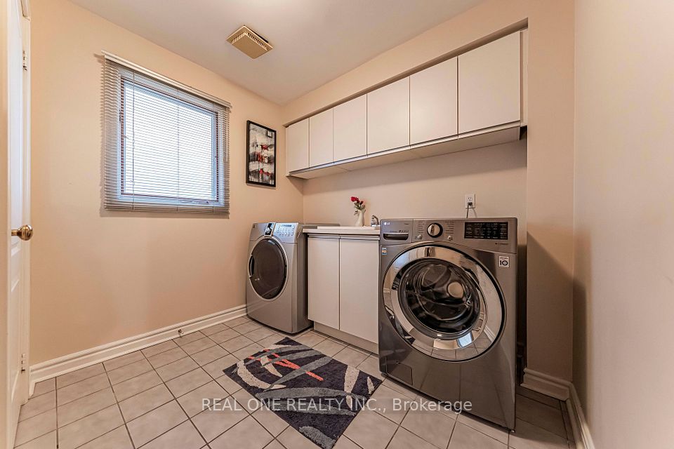 45 JOHN BUTTON Boulevard, Markham, ON L3R 9A7 20
