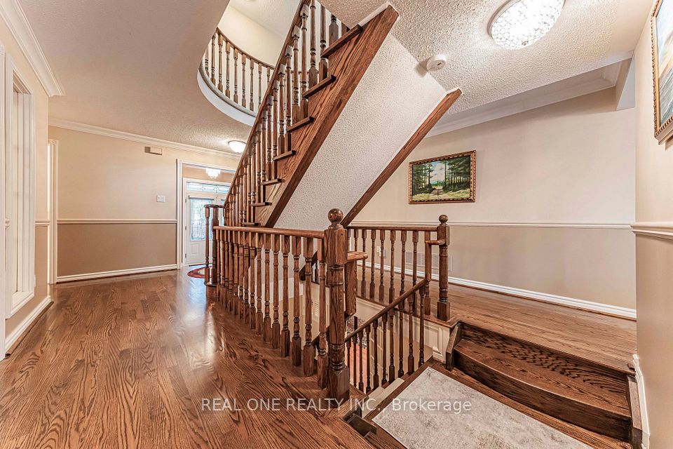 45 JOHN BUTTON Boulevard, Markham, ON L3R 9A7 21