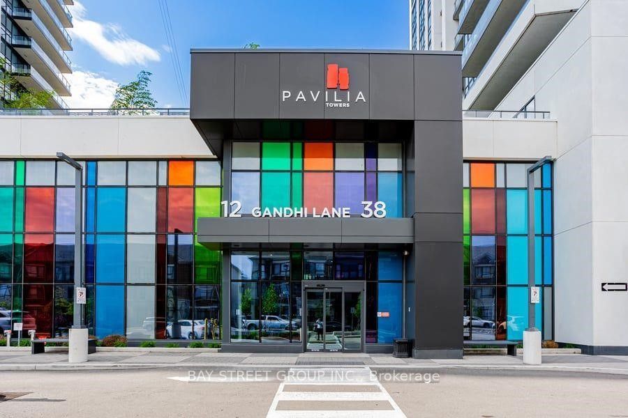 38 Gandhi Lane 3207, Markham, ON L3T 0G9 2