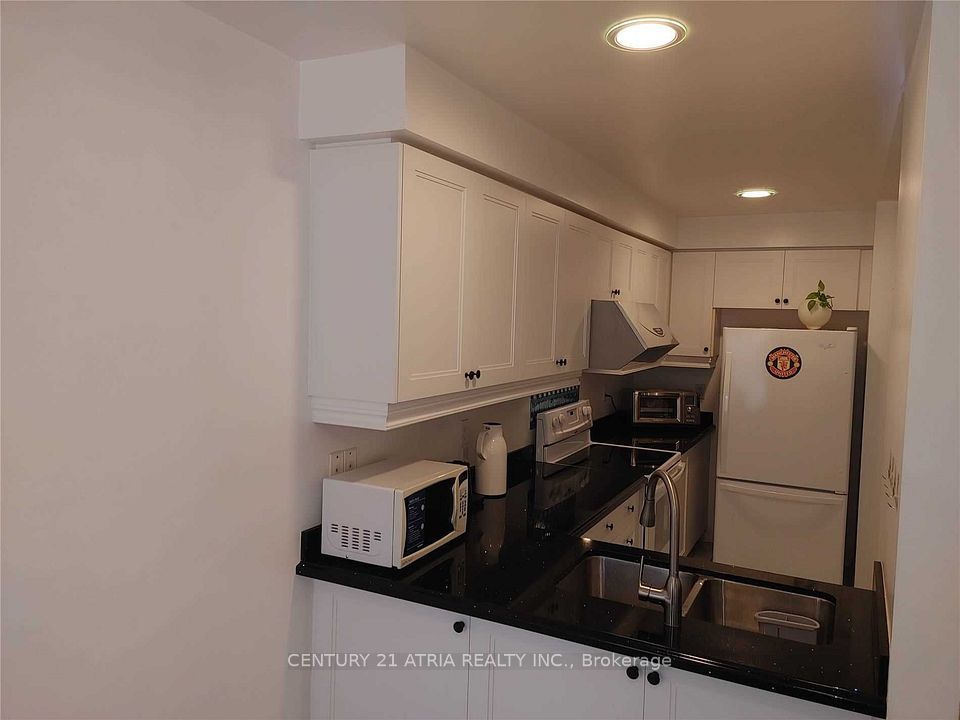 76 Ellesmere Street, Richmond Hill, ON L4B 4E3 5