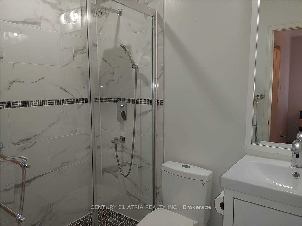 76 Ellesmere Street, Richmond Hill, ON L4B 4E3 23
