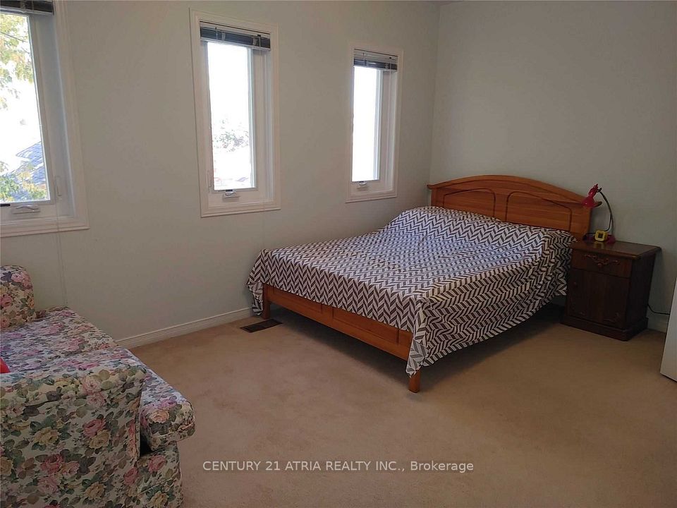 76 Ellesmere Street, Richmond Hill, ON L4B 4E3 15