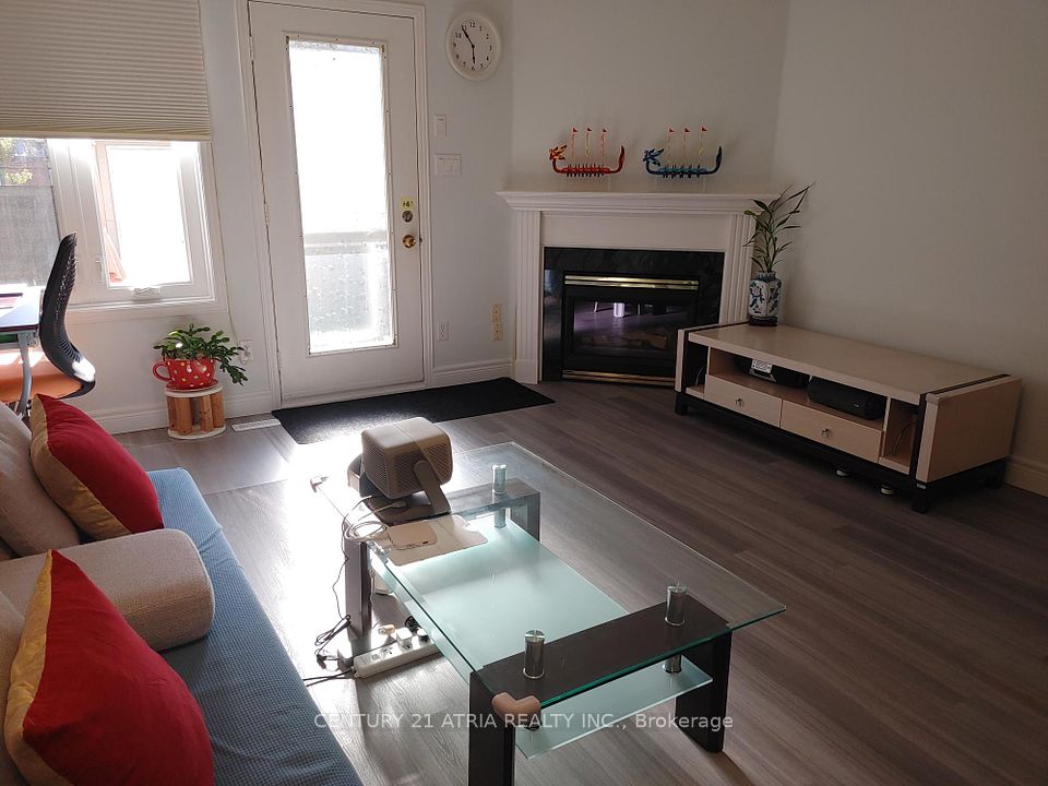 76 Ellesmere Street, Richmond Hill, ON L4B 4E3 11