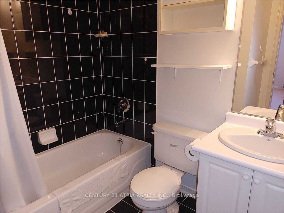 76 Ellesmere Street, Richmond Hill, ON L4B 4E3 19