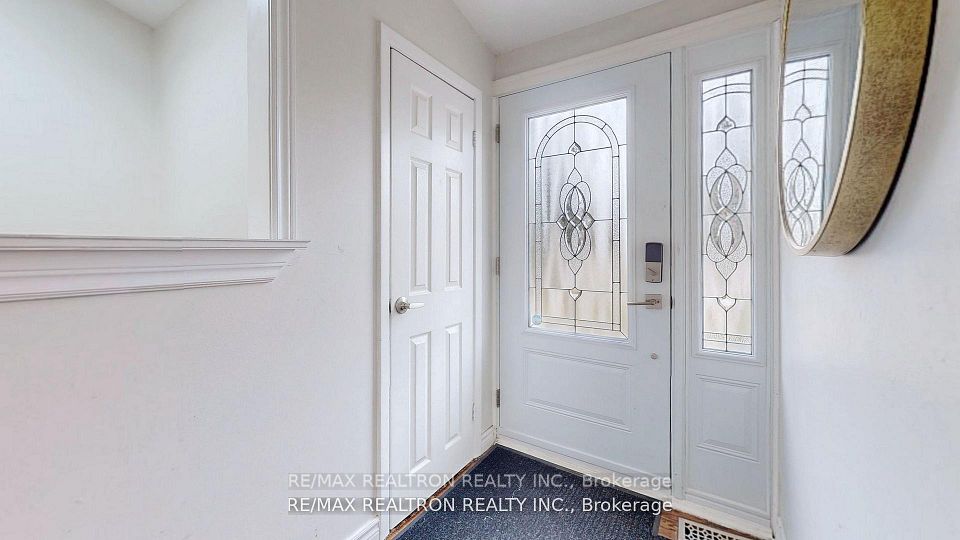 292 Essex Avenue, Richmond Hill, ON L4C 2C2 21
