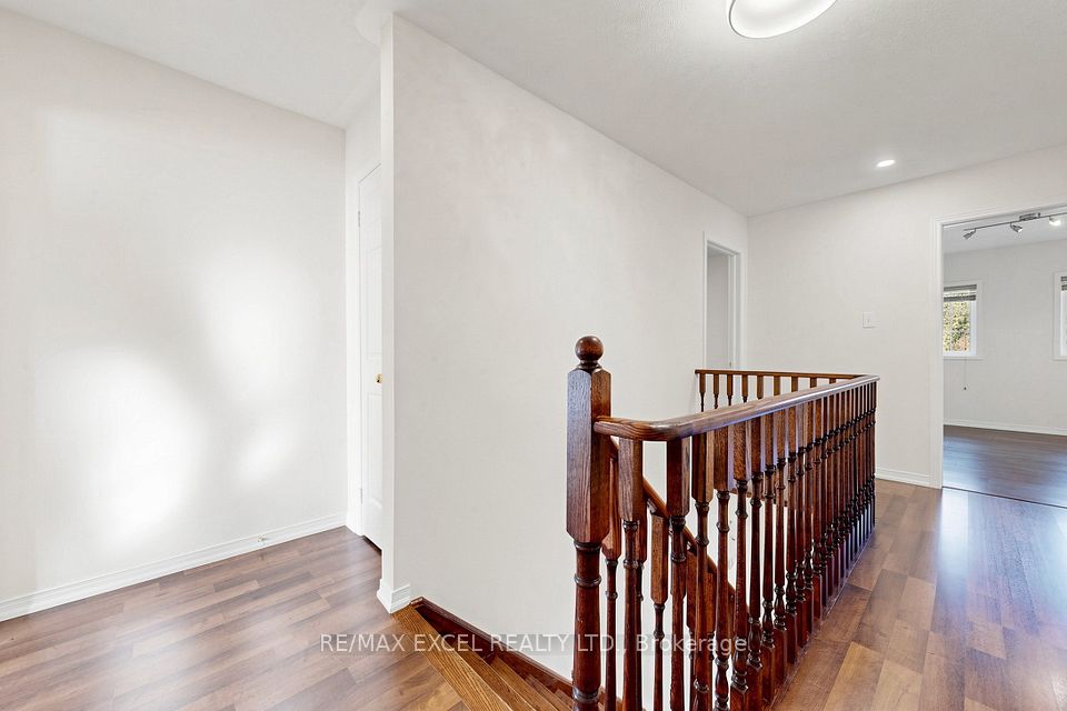 43 Eastern Skies Way, Markham, ON L6E 0N8 19