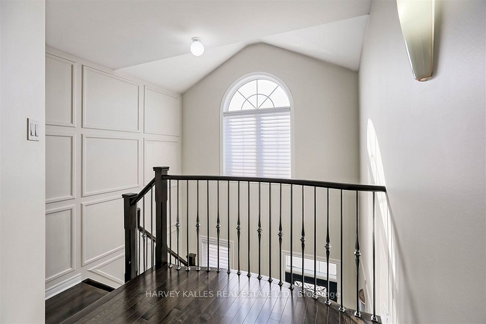 36 Canyon Gate Crescent, Vaughan, ON L6A 0C2 18
