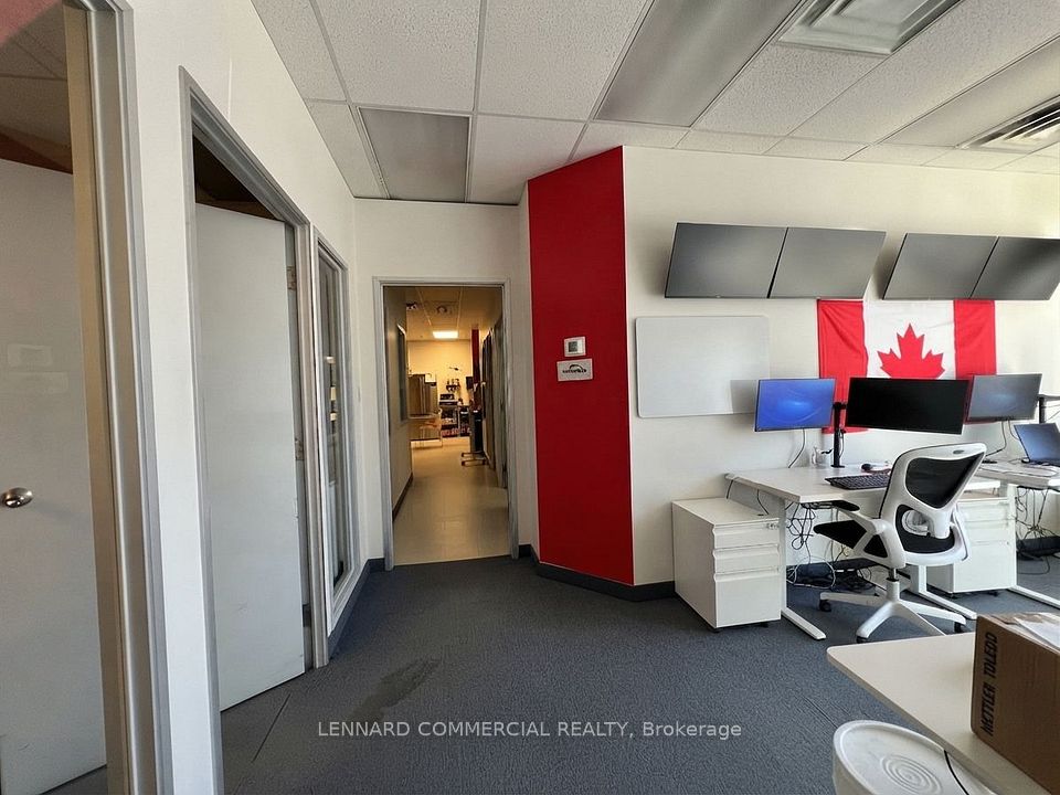 455 Cochrane Drive 24-25, Markham, ON L3R 9R3 6