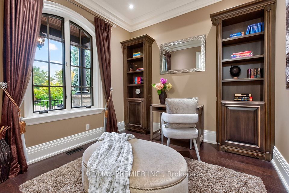243 Rumble Avenue, Richmond Hill, ON L4C 4G5 10
