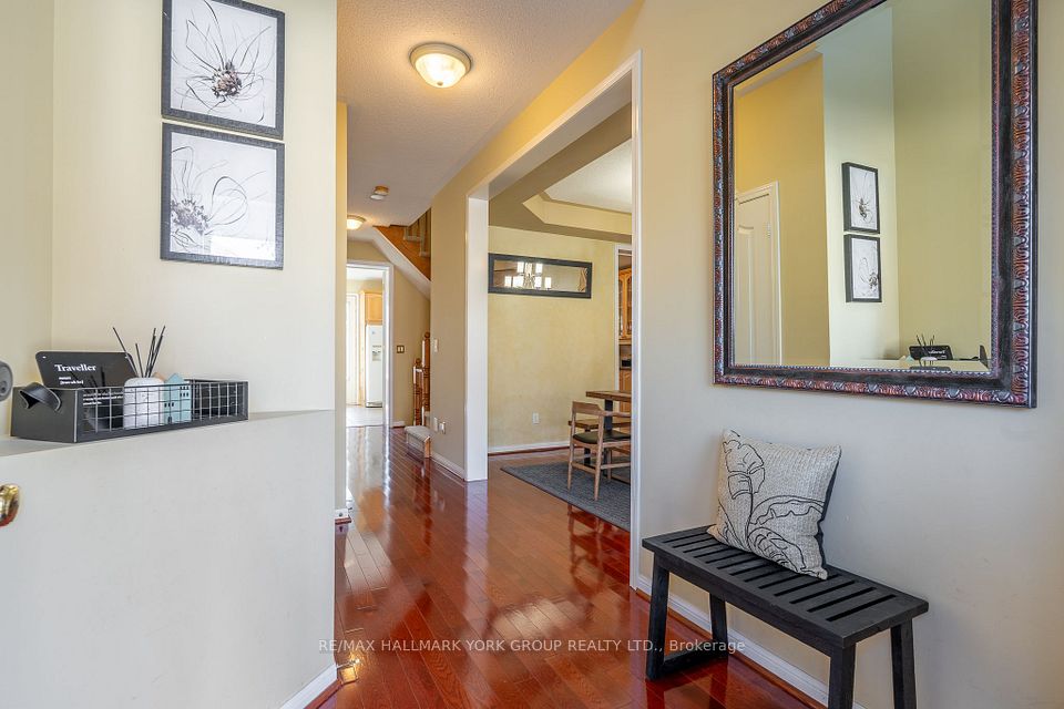 75 Winston Castle Drive, Markham, ON L6C 2B5 16