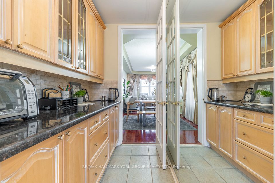 75 Winston Castle Drive, Markham, ON L6C 2B5 10