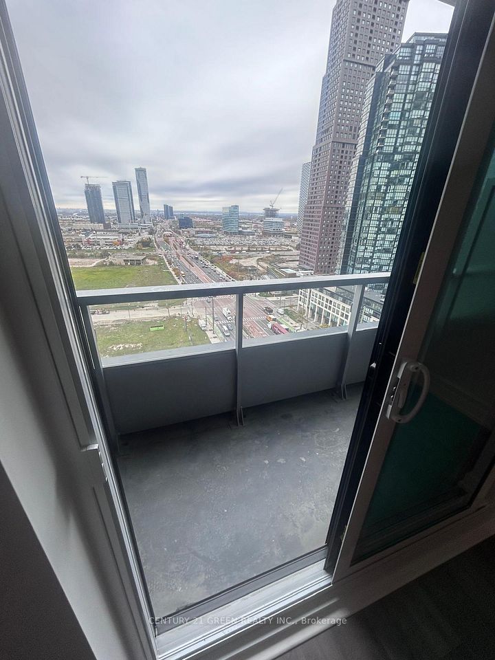 5 Meadowdale Road 1609, Vaughan, ON L4K 0C7 15