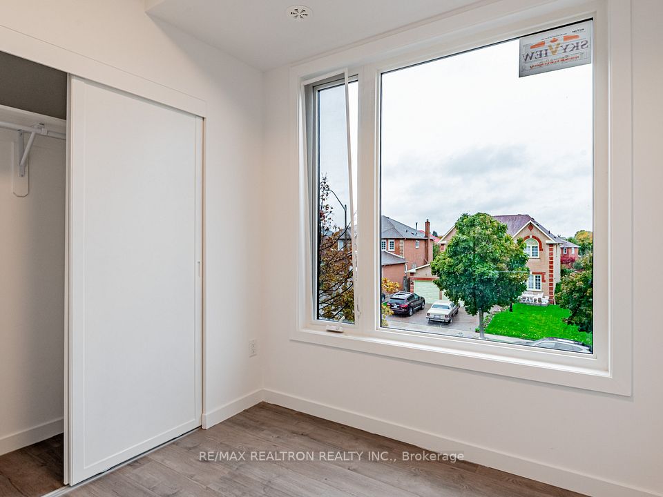 117 Marydale Avenue 31, Markham, ON L3S 0E3 17