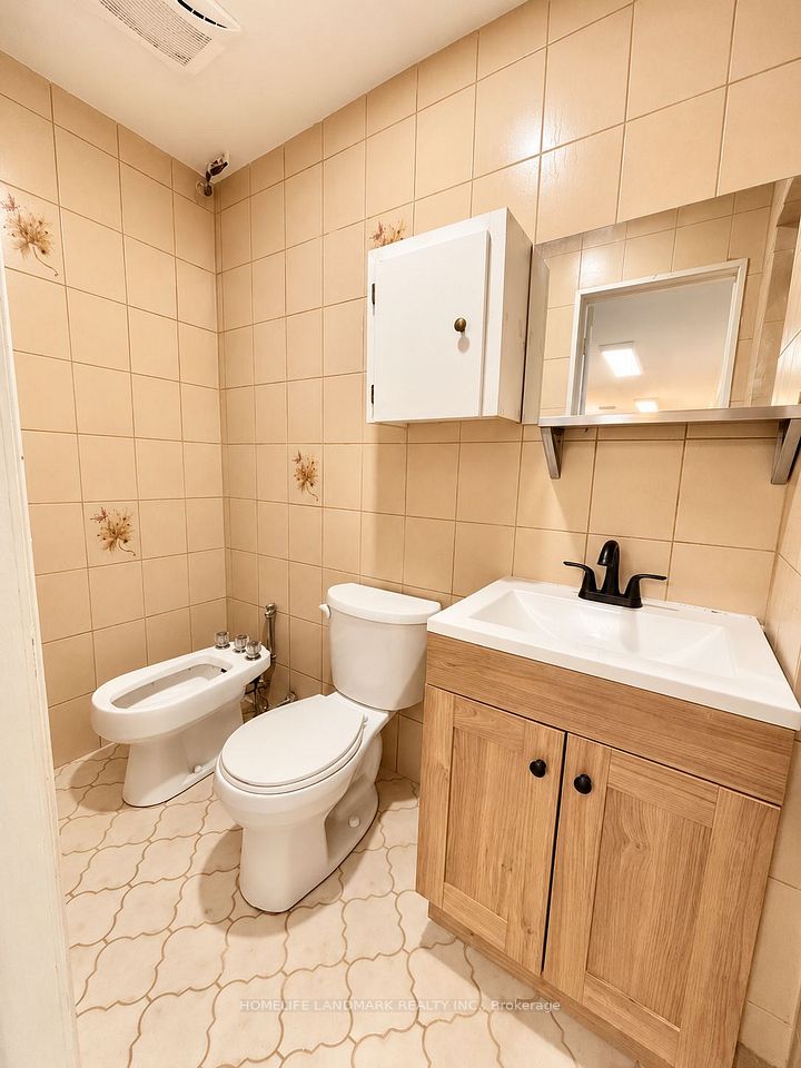 46 Crestwood Road Basement, Vaughan, ON L4J 1A5 9