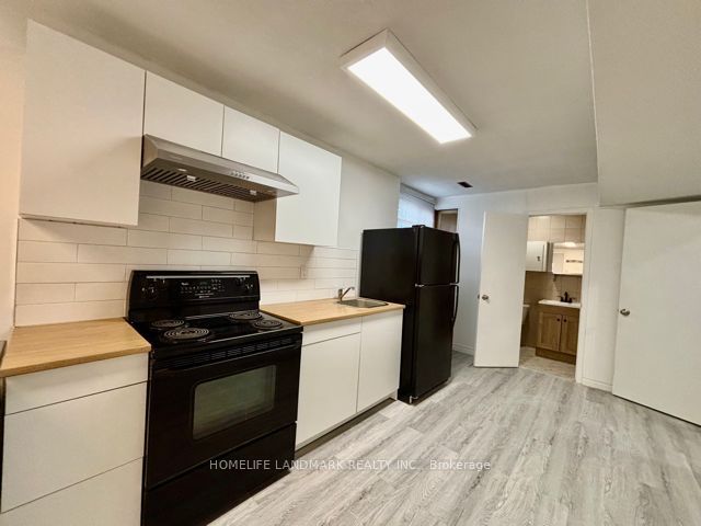46 Crestwood Road Basement, Vaughan, ON L4J 1A5 3