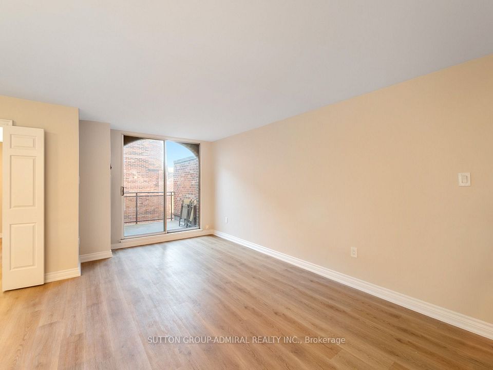16 Elgin Street 316, Markham, ON L3T 4T4 4