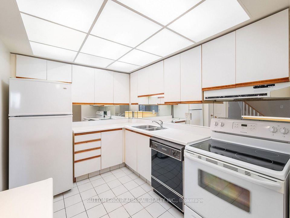 16 Elgin Street 316, Markham, ON L3T 4T4 11