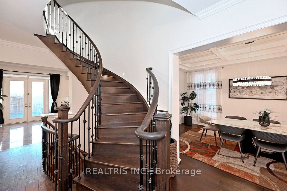 51 Pellegrini Drive, Vaughan, ON L4H 4N3 22